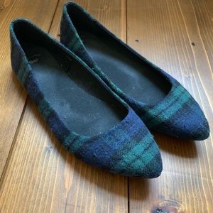 Gap Plaid Flannel Pointy Flats